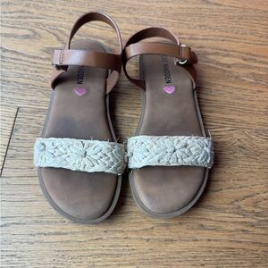 Steve Madden Tan and Cream Raffie Girls Youth 12 Sandals